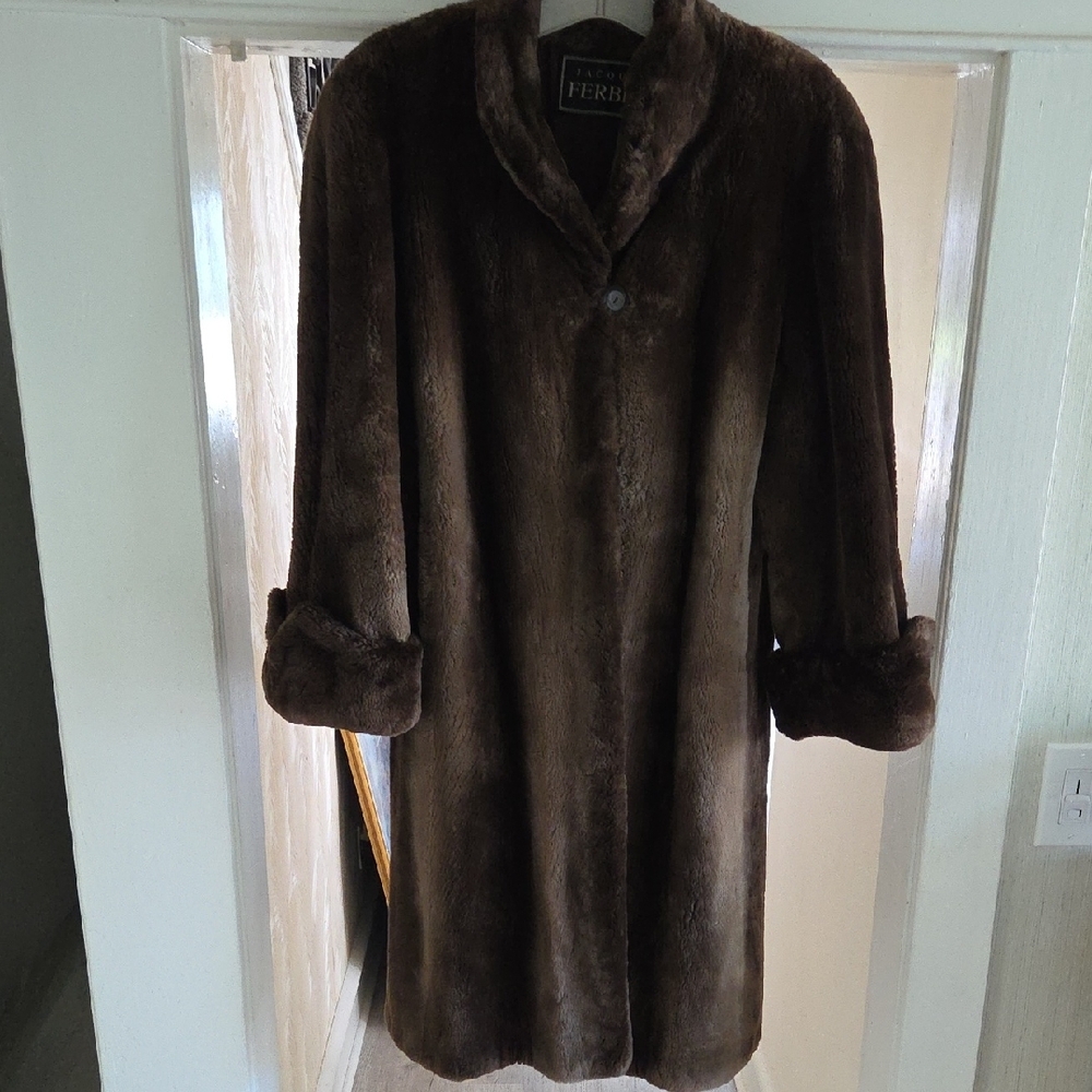 Luxurious Brown Fur Coat